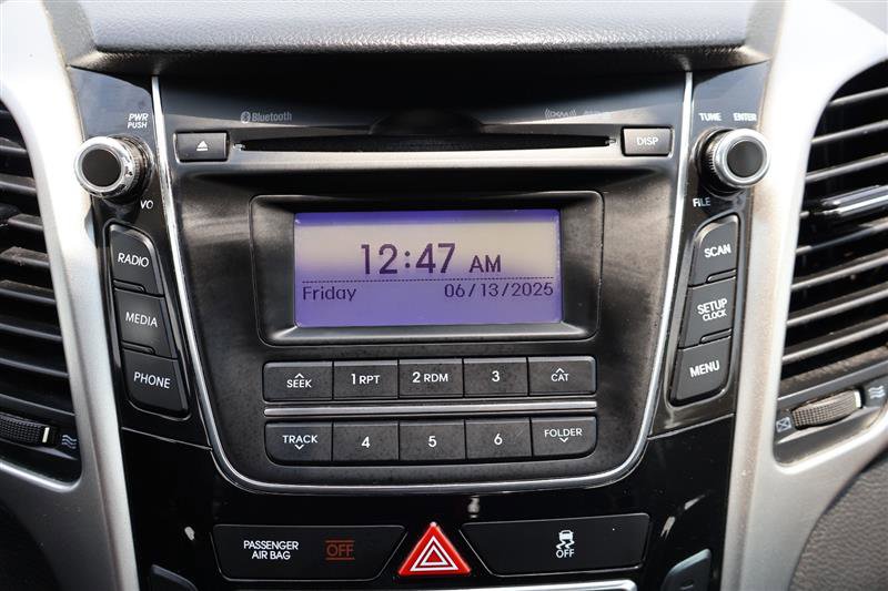 Vehicle image 15 of 30