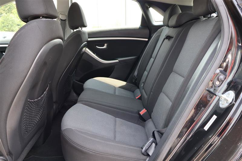 Vehicle image 10 of 30