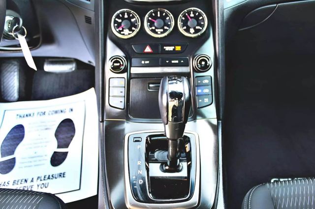 2013 Hyundai Genesis 2.0T Image 25 of 28