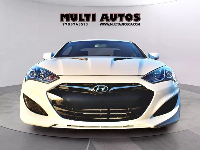 2013 Hyundai Genesis 2.0T Image 2 of 28