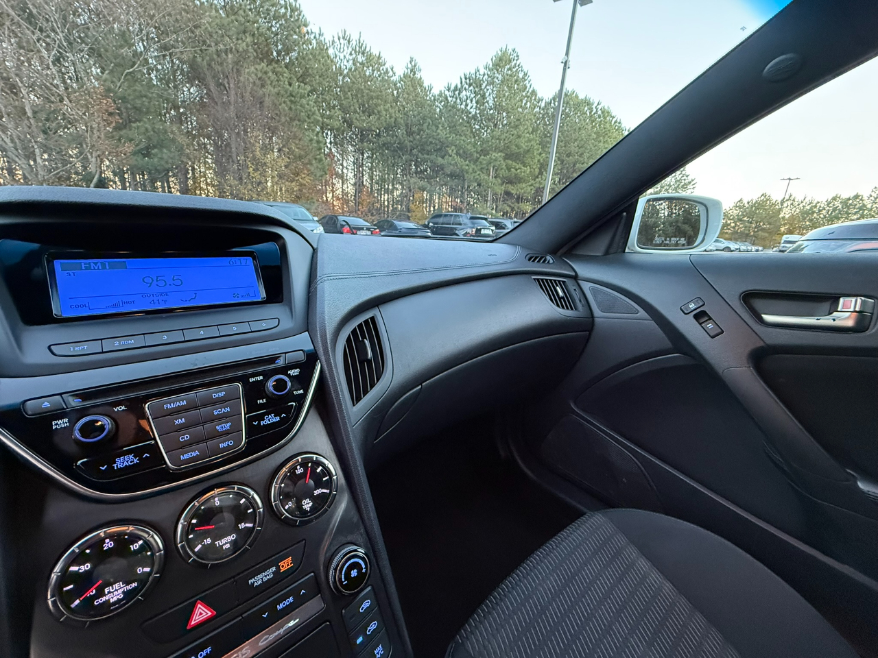 2013 Hyundai Genesis 2.0T Image 20 of 23