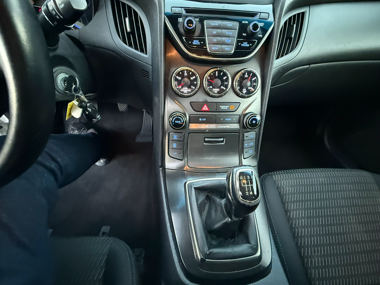 2013 Hyundai Genesis 2.0T Image 17 of 23