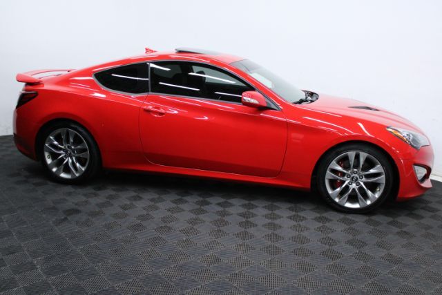 2013 Hyundai Genesis 3.8 Track Image 2 of 24