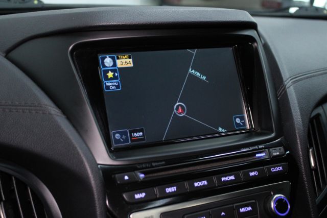 2013 Hyundai Genesis 3.8 Track Image 15 of 24