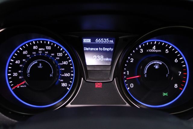 2013 Hyundai Genesis 3.8 Track Image 13 of 24