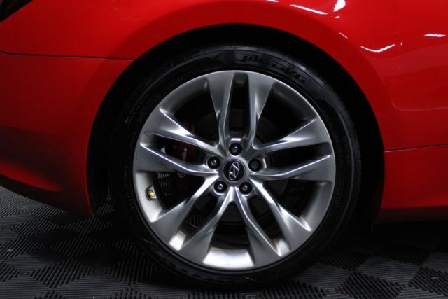 2013 Hyundai Genesis 3.8 Track Image 7 of 24