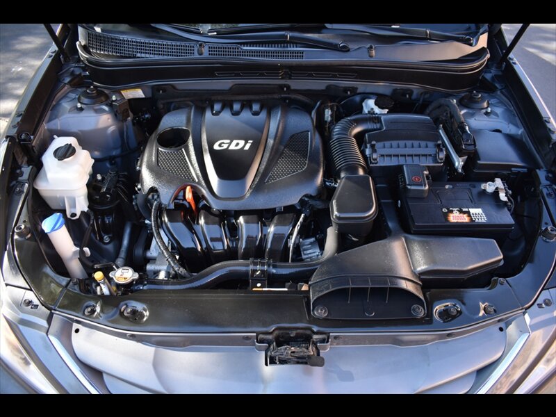 2013 Hyundai Sonata GLS PZEV Image 12 of 50