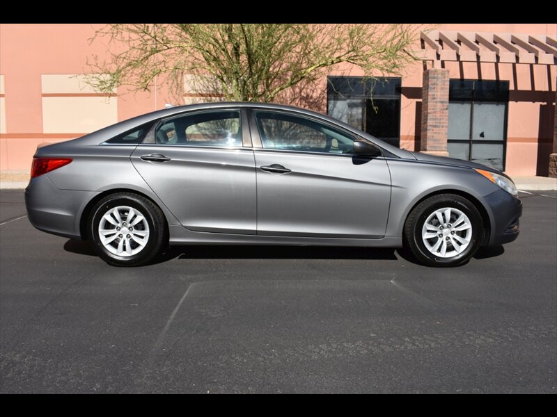 2013 Hyundai Sonata GLS PZEV Image 5 of 50
