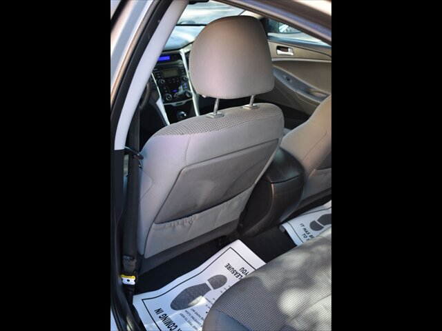 2013 Hyundai Sonata GLS PZEV Image 24 of 50