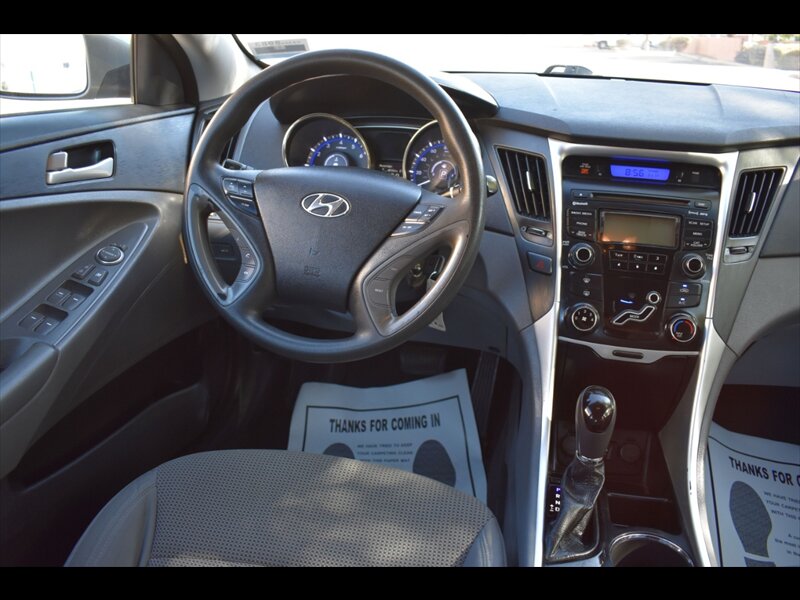 2013 Hyundai Sonata GLS PZEV Image 25 of 50