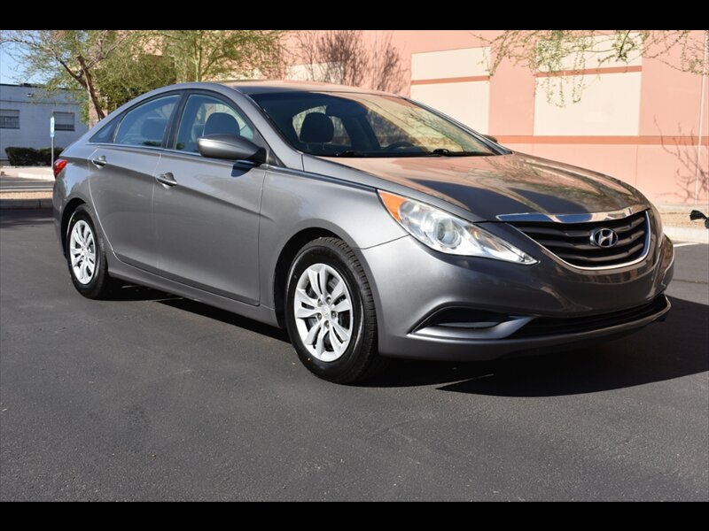 2013 Hyundai Sonata GLS PZEV Image 4 of 50