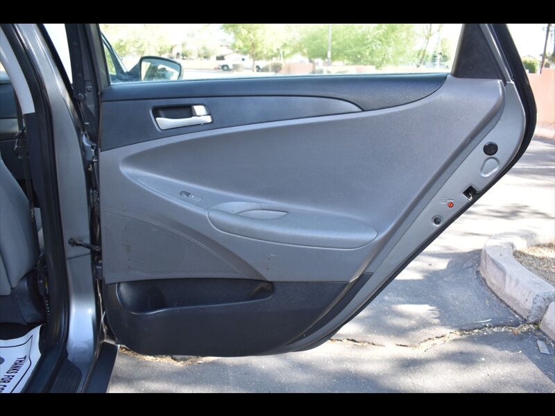 2013 Hyundai Sonata GLS PZEV Image 36 of 50