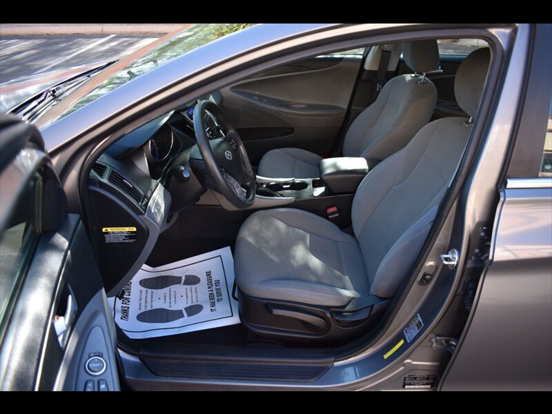 2013 Hyundai Sonata GLS PZEV Image 23 of 50