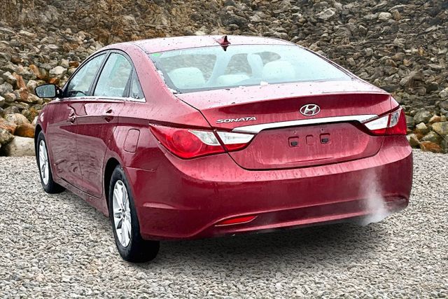 Vehicle image 6 of 30