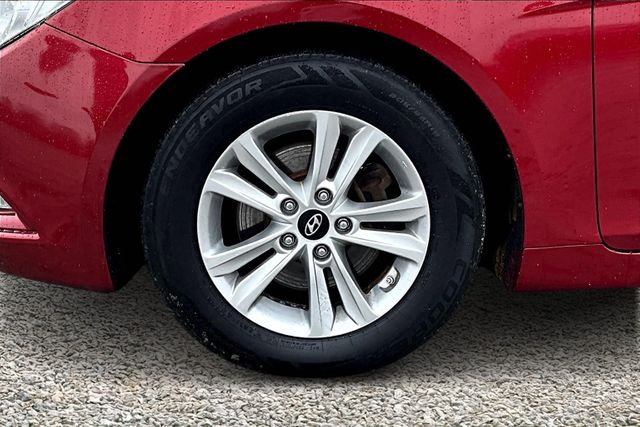 Vehicle image 11 of 30