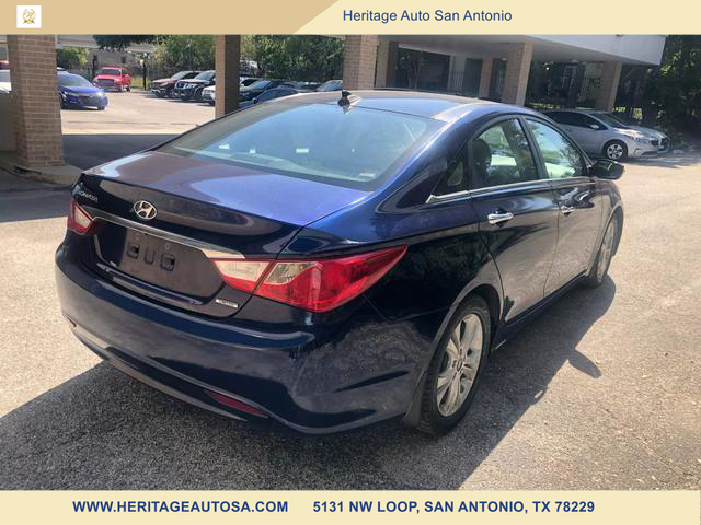 Vehicle image 4 of 13