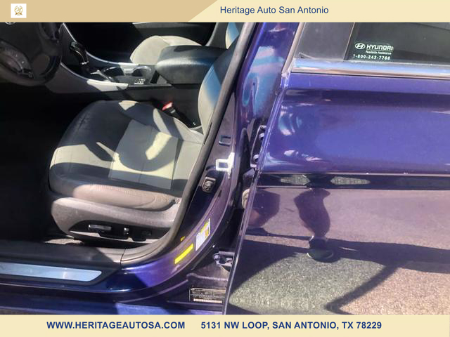 Vehicle image 9 of 13