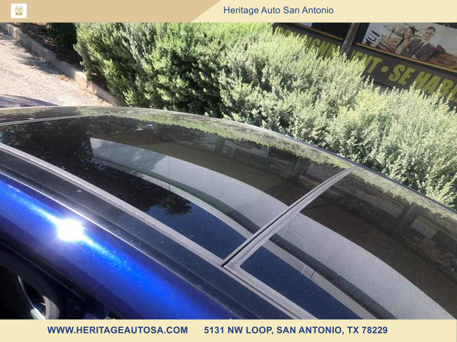 Vehicle image 12 of 13