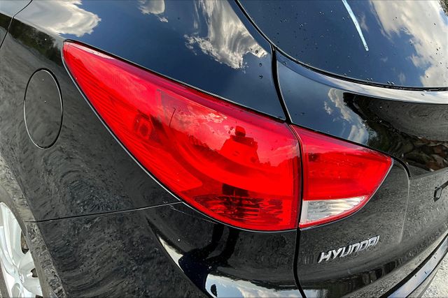 Vehicle image 29 of 33