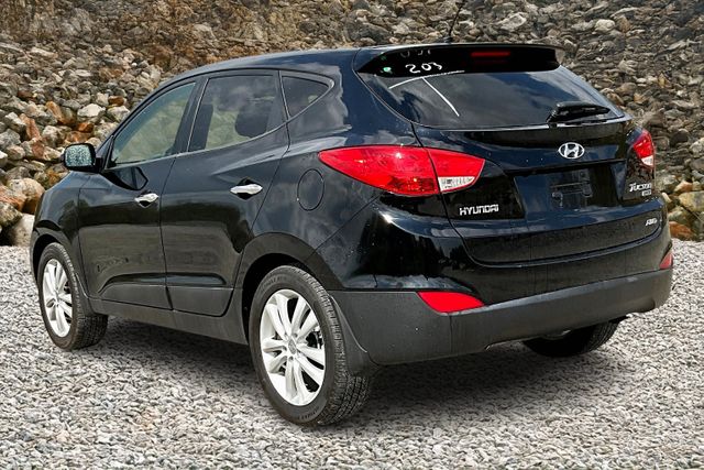 Vehicle image 5 of 33