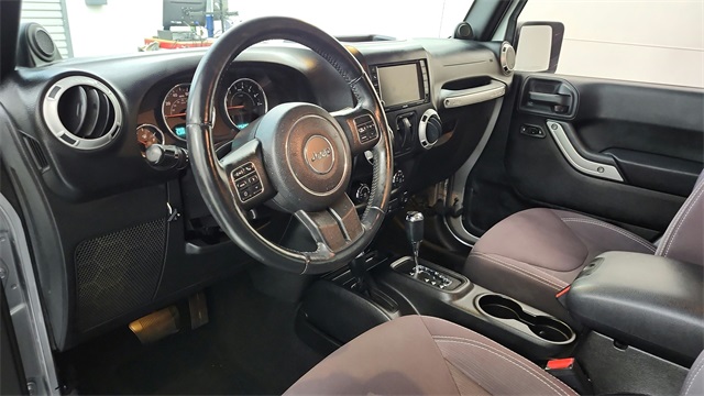 Vehicle image 15 of 29
