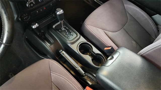 Vehicle image 19 of 29