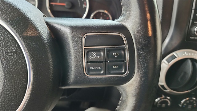 Vehicle image 26 of 29