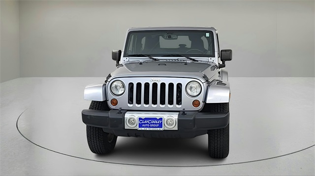Vehicle image 2 of 29