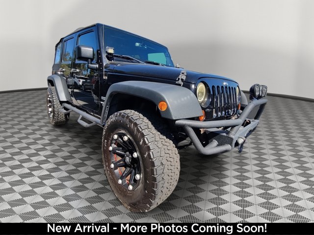 2013 Jeep Wrangler Unlimited Sport Image 2 of 4