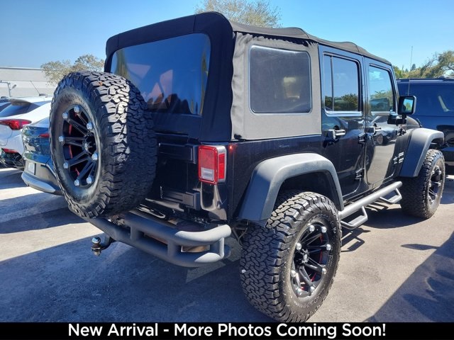 2013 Jeep Wrangler Unlimited Sport Image 3 of 4