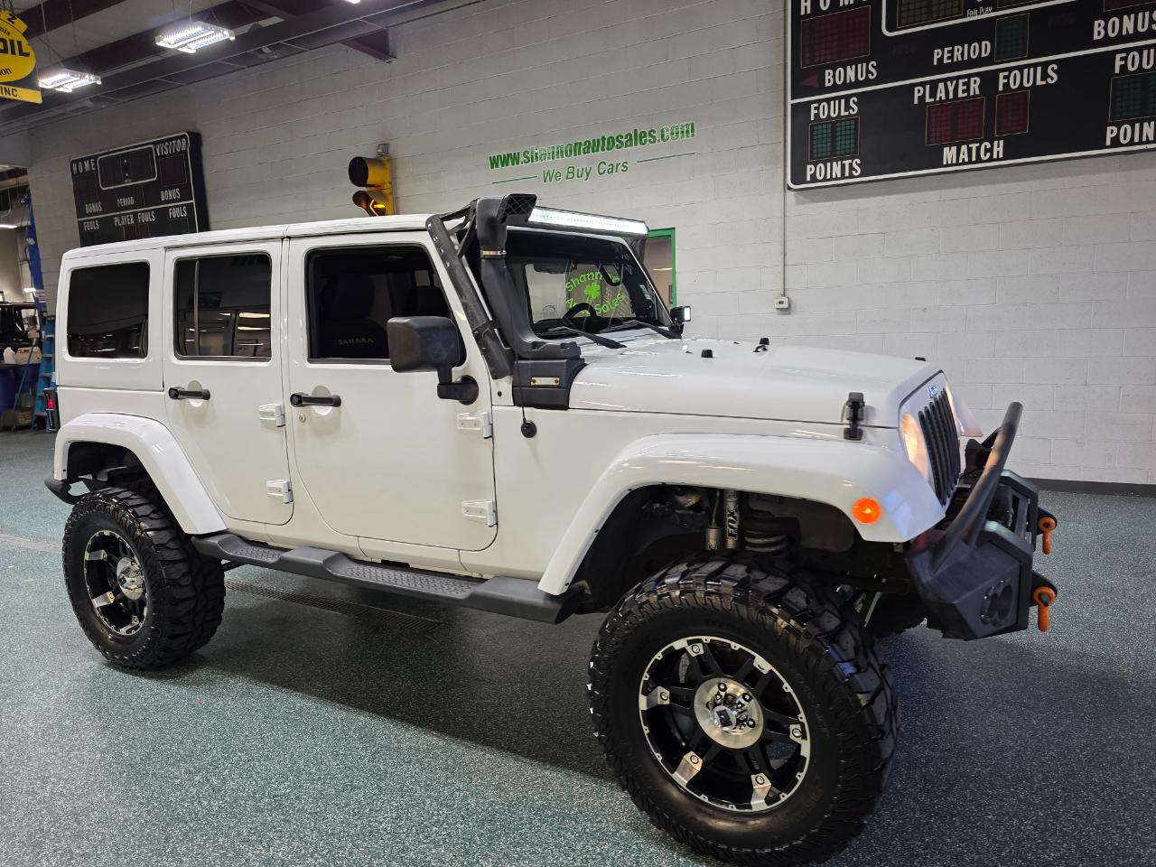 2013 Jeep Wrangler Unlimited Sahara Image 1 of 39
