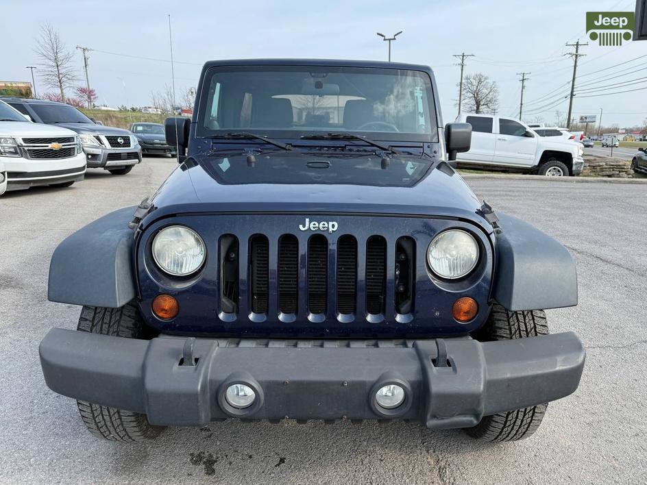 2013 Jeep Wrangler Unlimited Sport Image 2 of 30