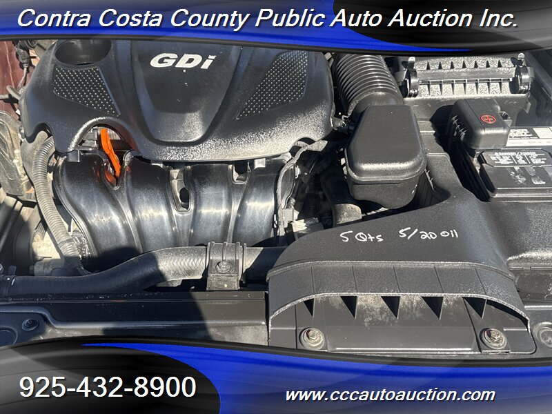 Vehicle image 26 of 28