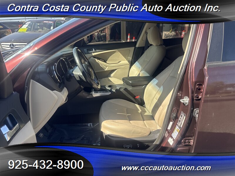 Vehicle image 11 of 28