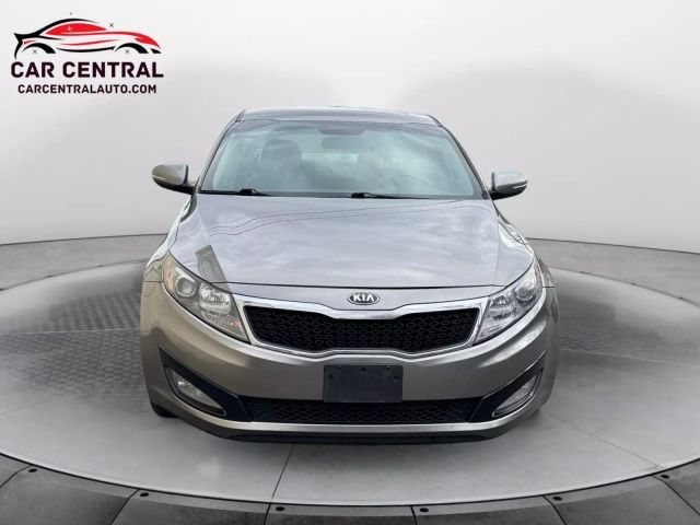 Vehicle image 2 of 25