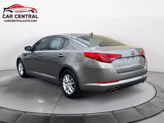 Vehicle image 7 of 25