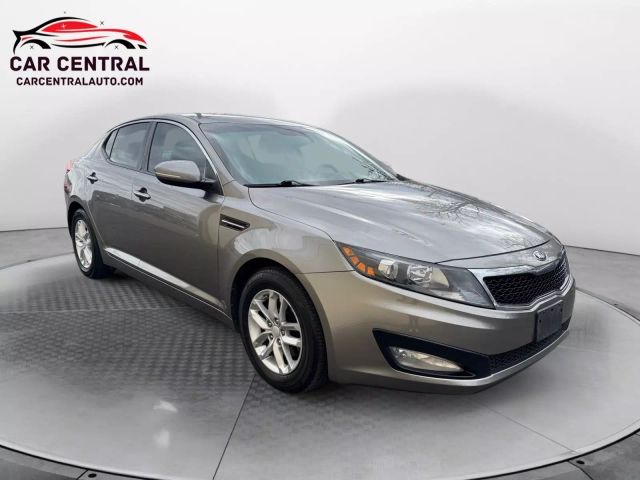 Vehicle image 3 of 25