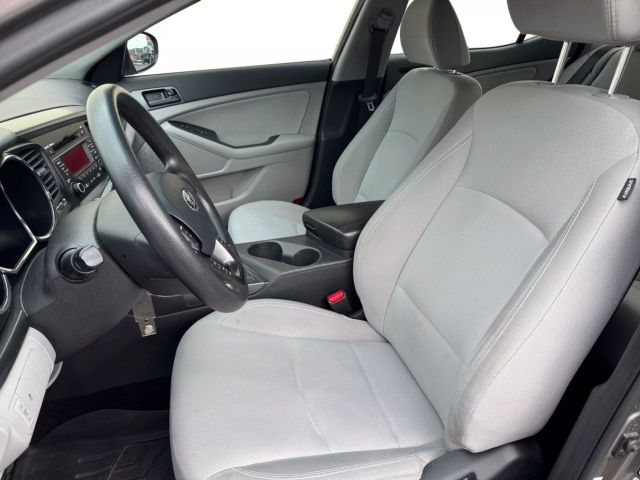 Vehicle image 10 of 25