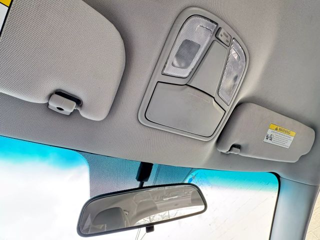 Vehicle image 24 of 25