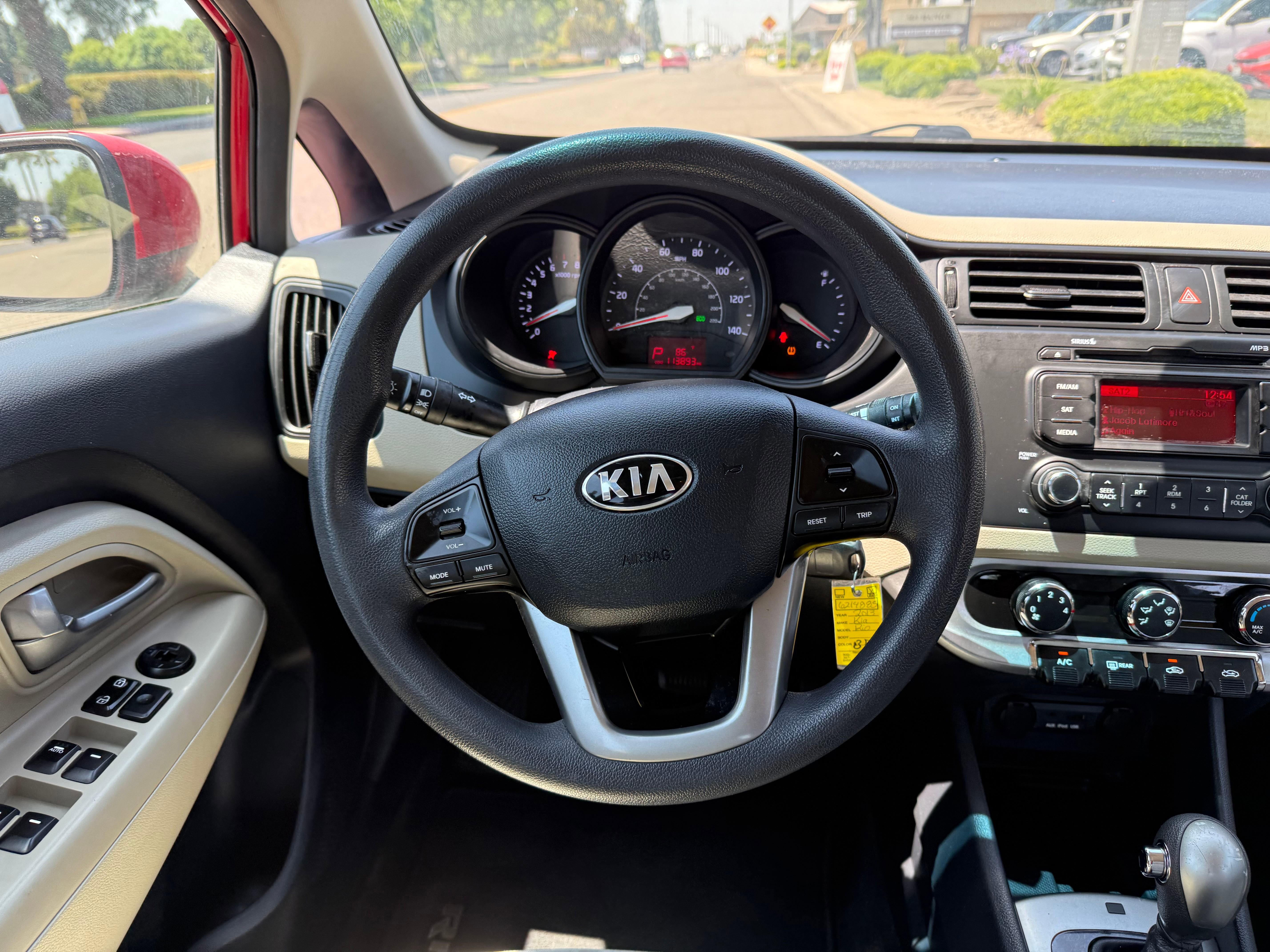 Vehicle image 7 of 20