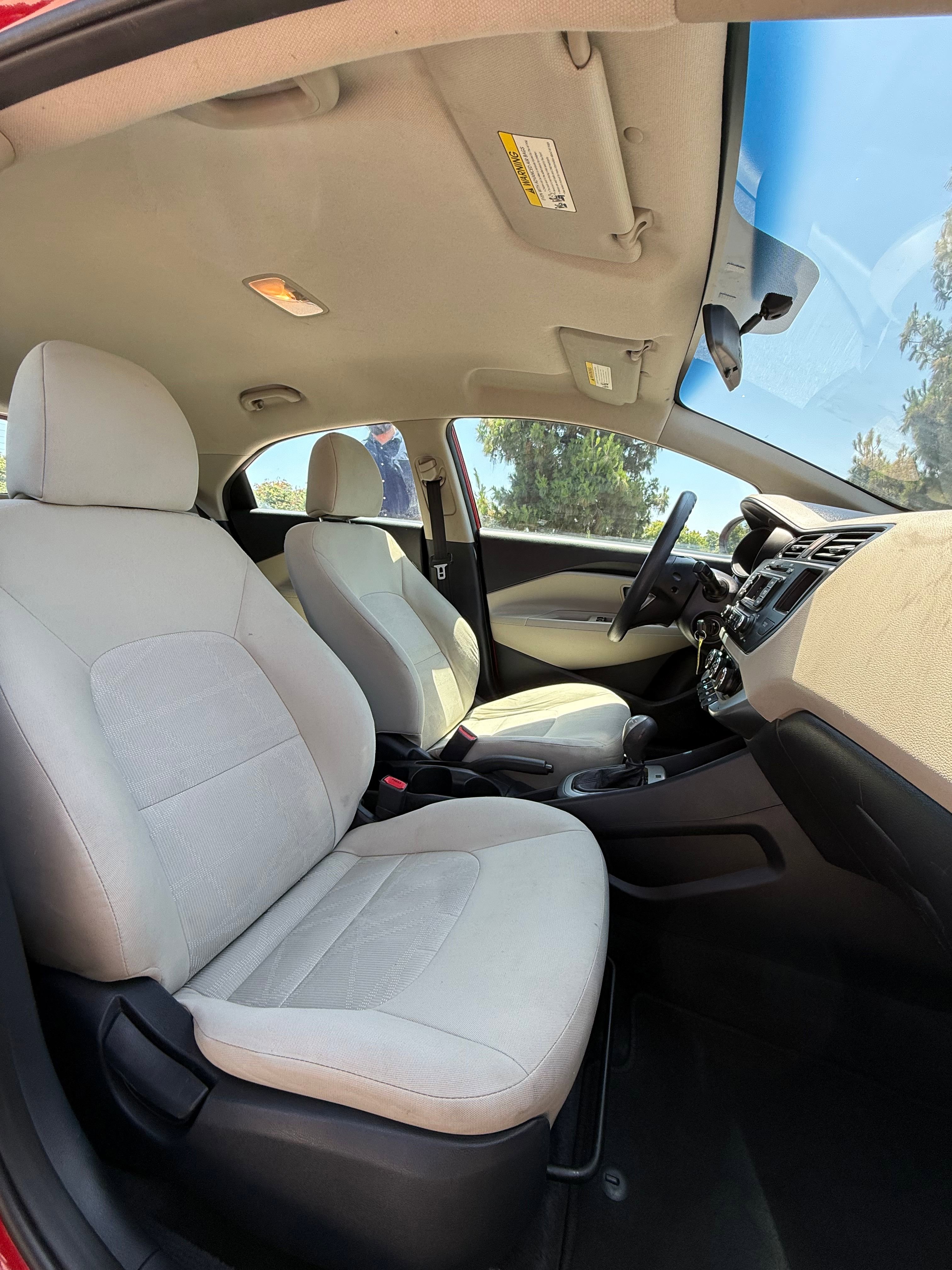 Vehicle image 11 of 20