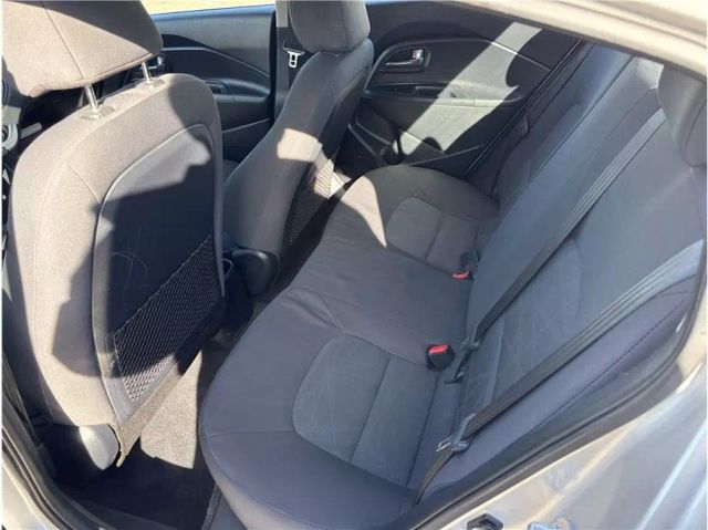 Vehicle image 10 of 13