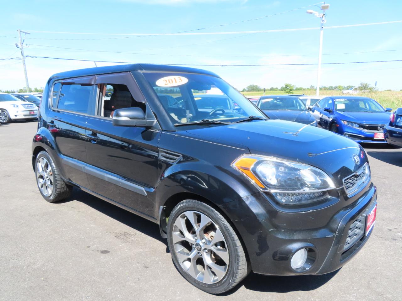 2013 Kia Soul ! Image 3 of 31