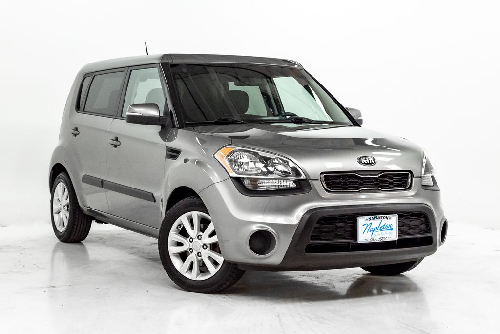 2013 Kia Soul Plus Image 2 of 23
