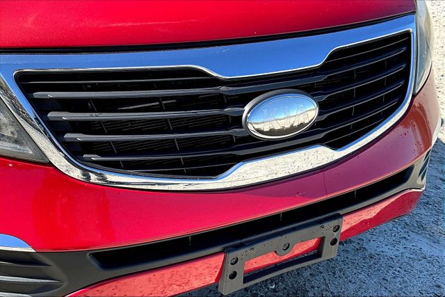 Vehicle image 26 of 32