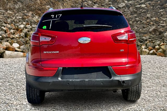 Vehicle image 5 of 32