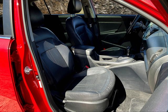 Vehicle image 9 of 32