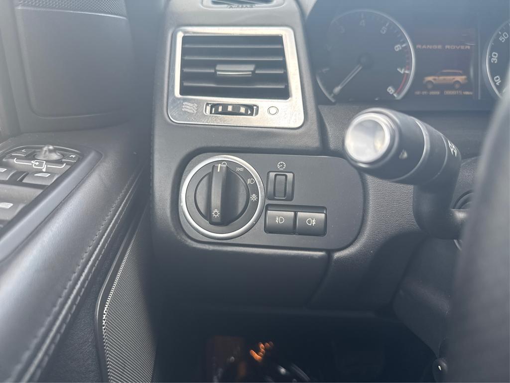 Vehicle image 12 of 22