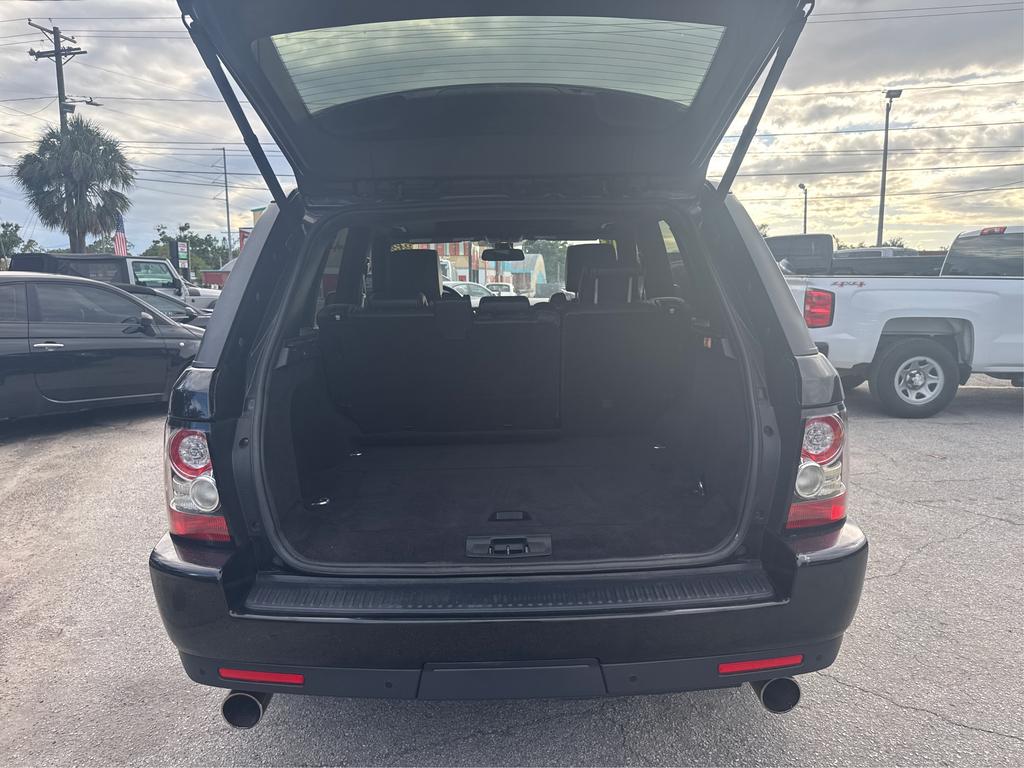 Vehicle image 13 of 22
