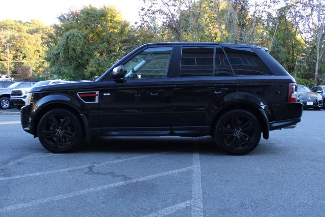Vehicle image 8 of 31